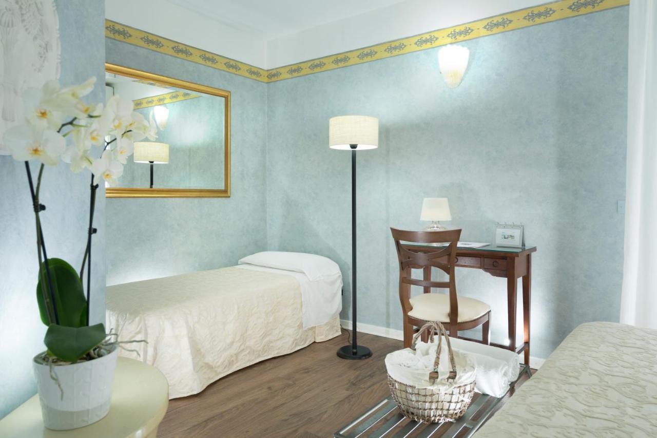 Hotel Apollo Riccione Exterior photo